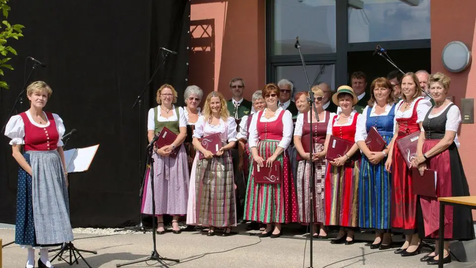 CHORKONZERT SINGKREIS EDT  & MGV LAMBACH "ES HERBSTLT"