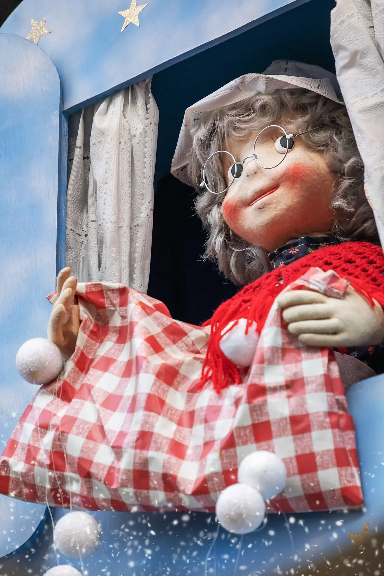 "LISA OMAS" FABELHAFTE KLANGMÄRCHEN - "FRAU HOLLE"