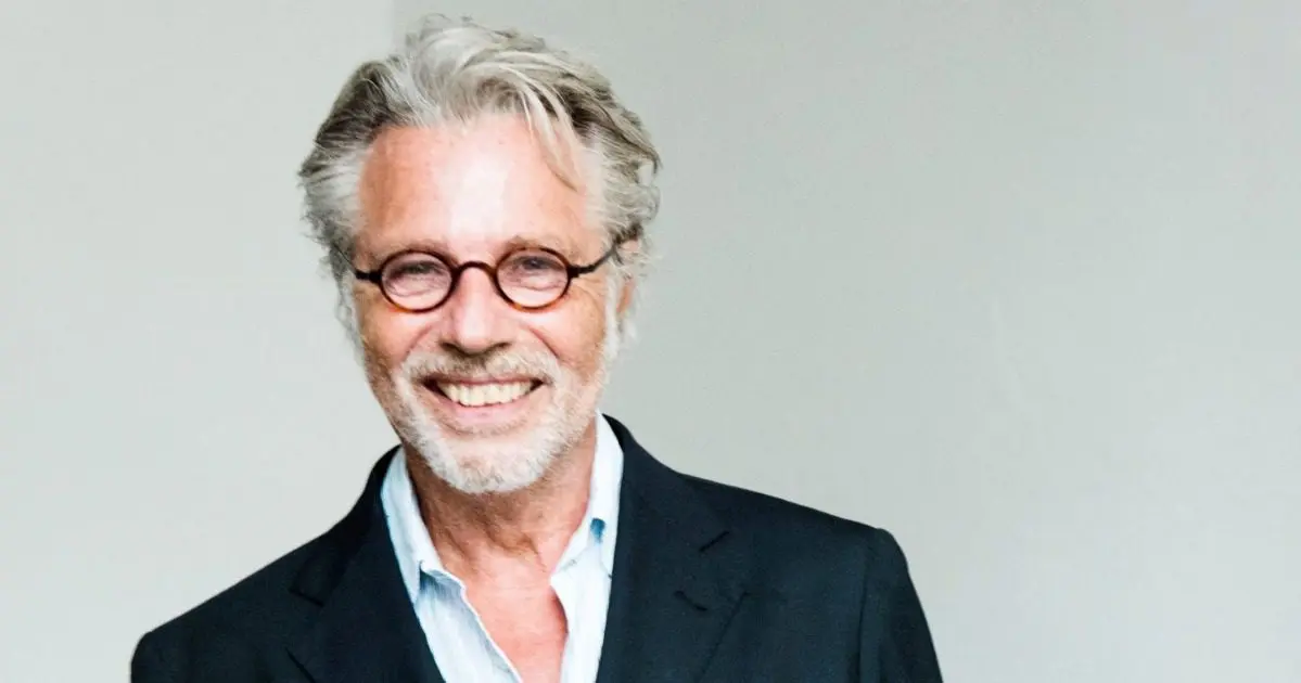 Literaturfrühstück Adi Hirschal "Da stimmt was nicht"