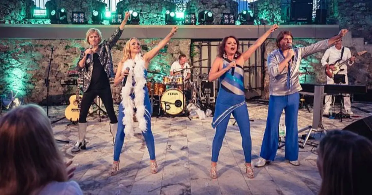 THE MAGIC OF ABBA - MAMMA MIA WHAT A SHOW