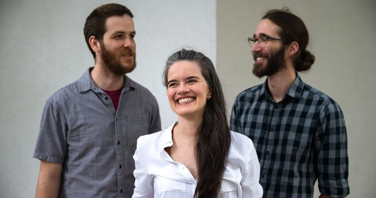 Eloá Goncalves Trio