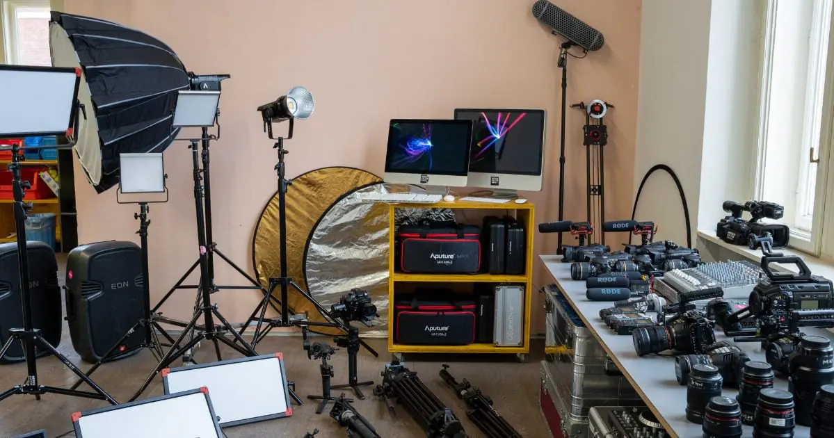 LICHTGESTALTUNG IM FILM