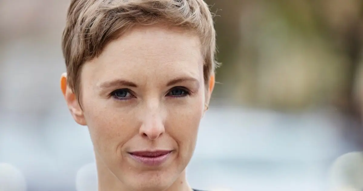 Sonja Pikart "Ein Spatz, ein Wunsch, ein Volksaufstand"