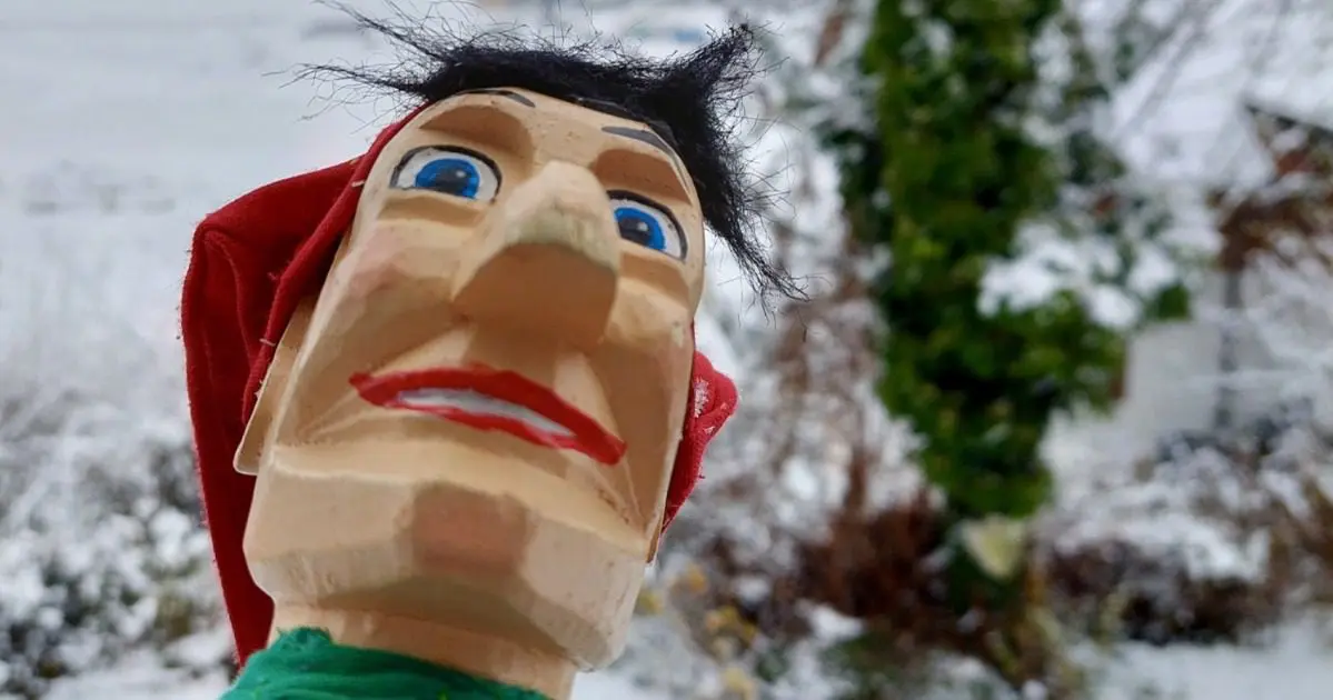 Kasperl und der traurige Schneemann