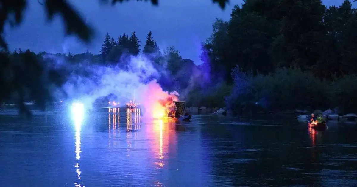 TRAUN IN FLAMMEN (Stadlinger Schifferfest mit Musik)