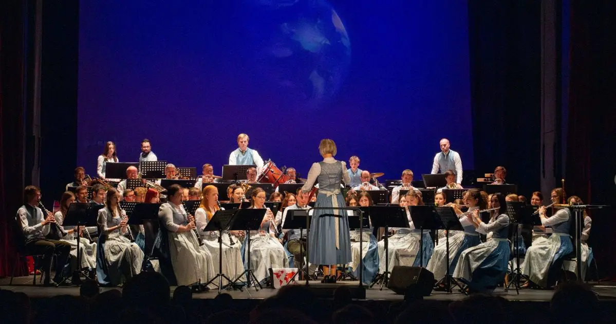 Herbstkonzert der Trachtenkapelle Thalheim mit Jungmusikern