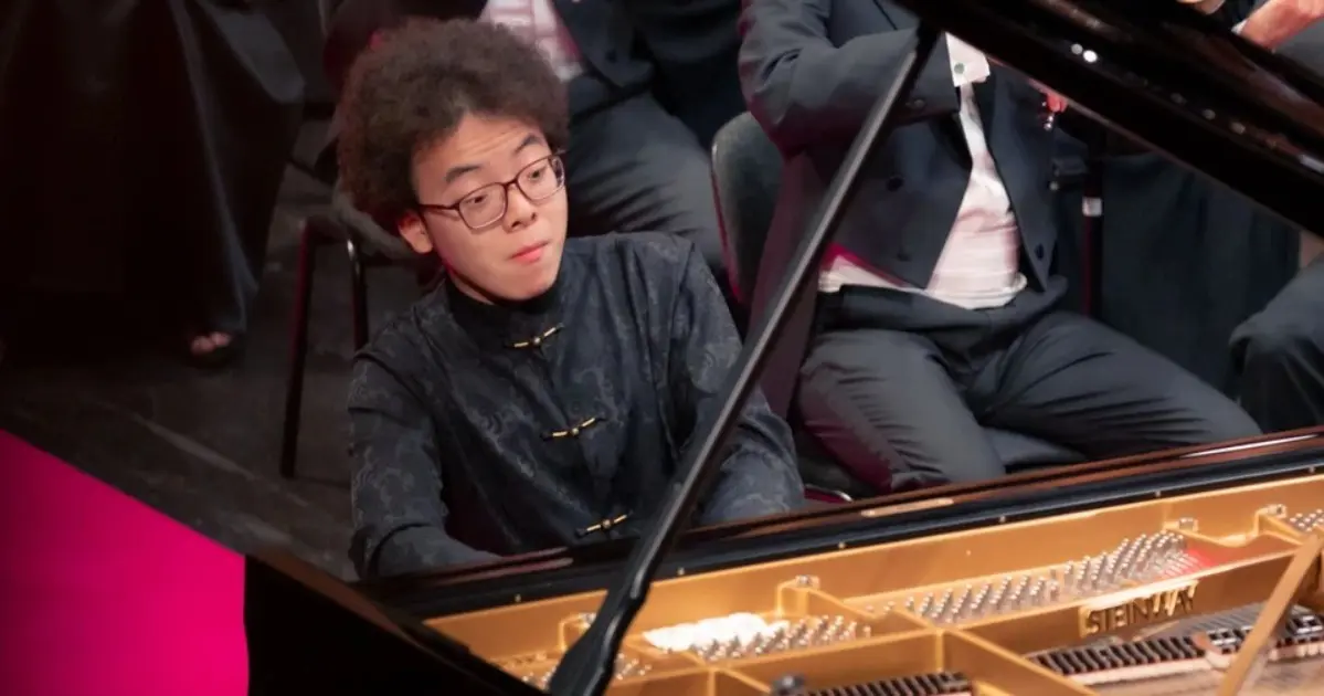 Yivan Wu, Klavier
