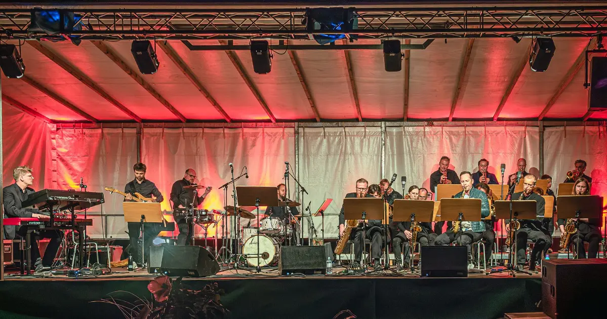 Jamsession, Opener Pernstein Big Band + LMS Wels BigBand (Leitung: Andreas See)