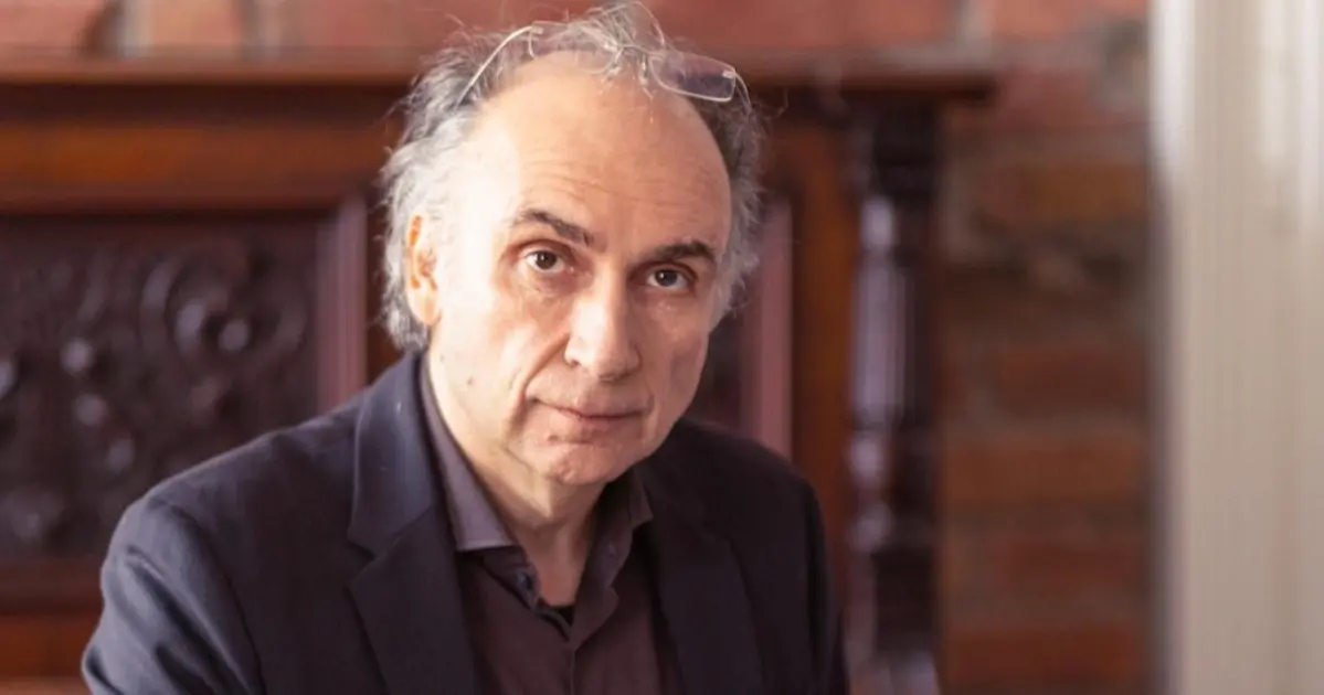 Literaturgenuss bei Wein und Kerzenschein – Dimitré Dinev