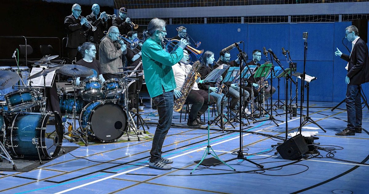 Vibravenös Jazz Orchestra – play on