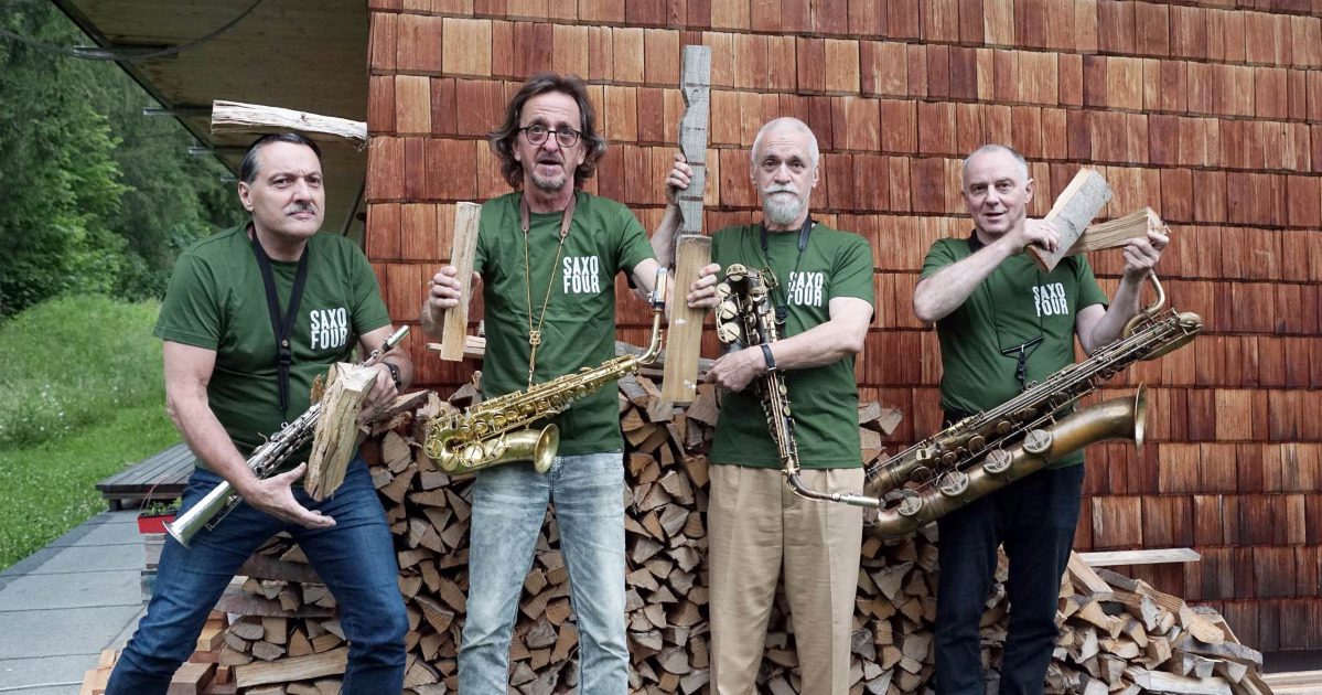SAXOFOUR